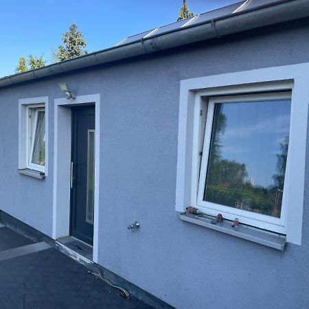 Ferienwohnung Mit Fussbodenheizung Nahe Messe, Gratis Parkplatz Und Abstellplatz E - Bike Hannover Bagian luar foto